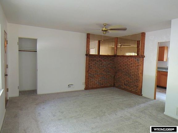 4th image of 915 Antelope Dr