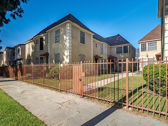 2nd image of 4237 Leimert Blvd