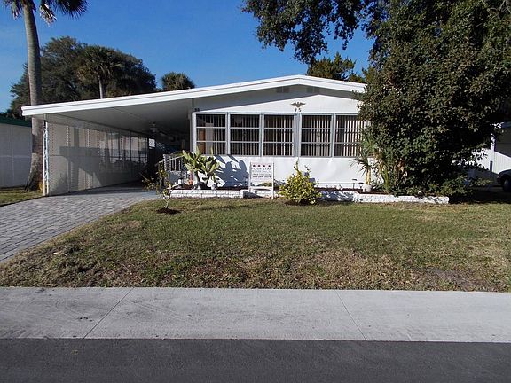 2nd image of 95 Flamingo Dr
