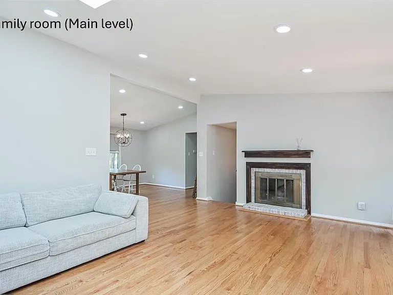 6520 Beverly Ave — Photo 11