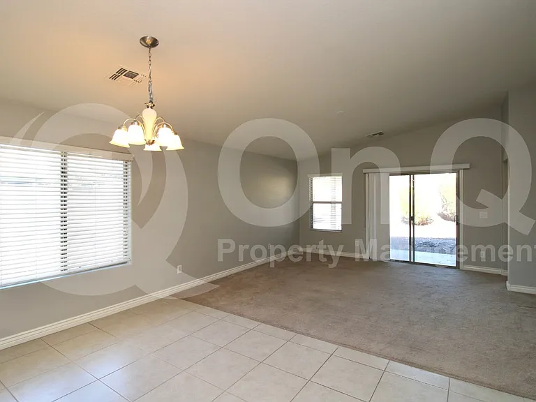 18620 W Larkspur Dr — Photo 8