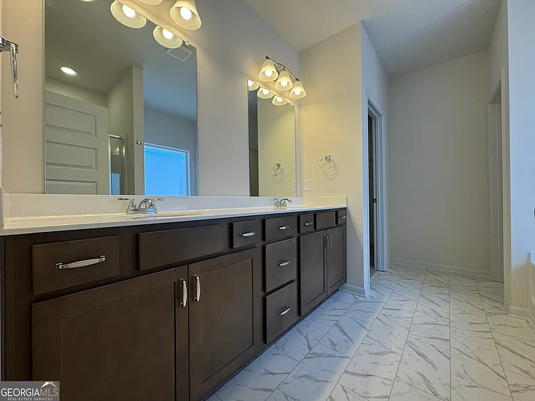 190 Fair Oak Ln — Photo 18