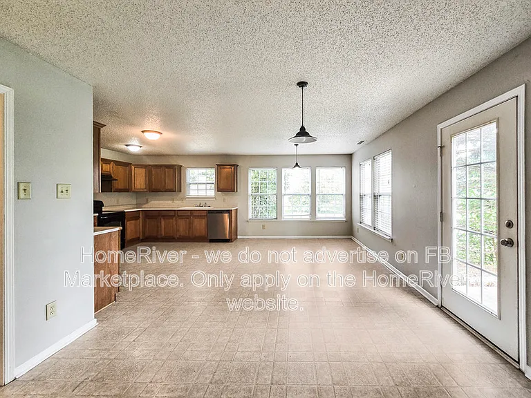 2840 Barnes Ct — Photo 10