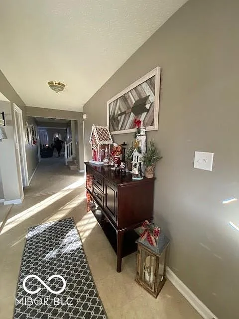 5 bed, 3.0 bath, 5949 sqft, $2,200 — Photo 3