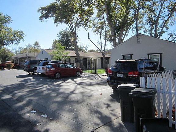 2nd image of 3723 Jasmine St