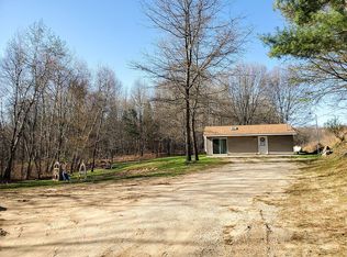 6003 E 76th St, Newaygo, MI 49337