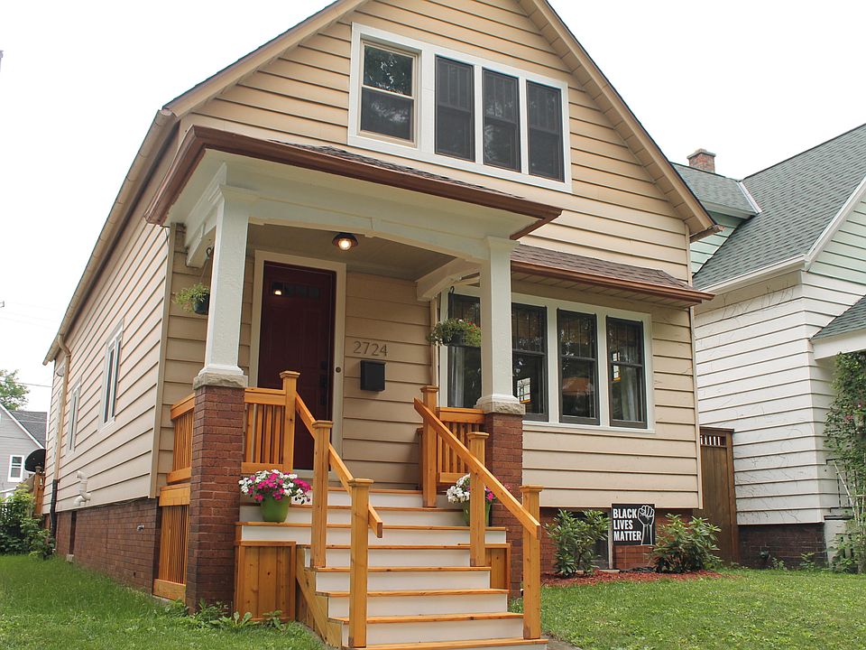 1st image of 2724 N Weil St