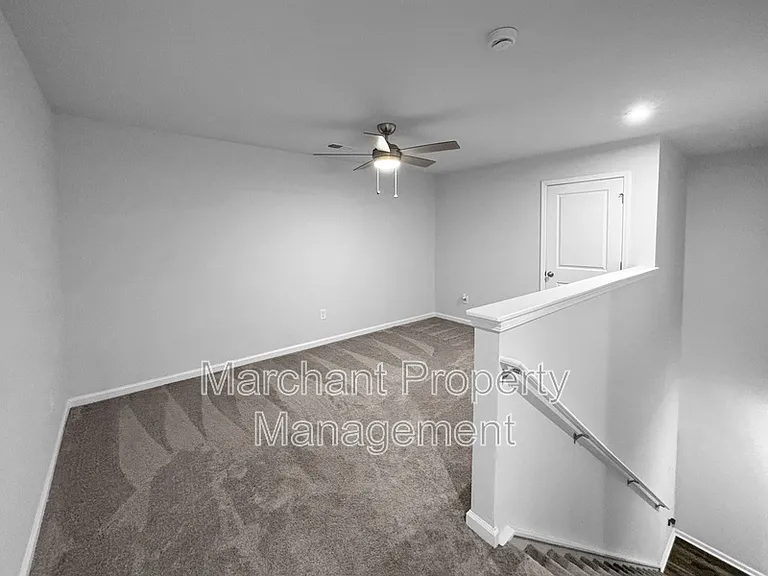 403 Moss Branch Ct — Photo 9