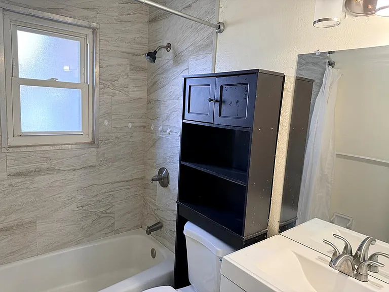 4425 Humble Ave — Photo 18