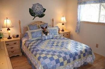 4th image of 4833 Knotty Pine Way