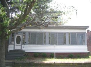 312 52nd St, Newport News, VA 23607