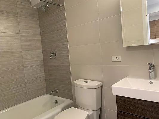 Rented by Stonehenge NYC LLC | media 5