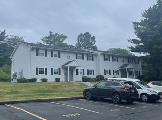 8 Ivy Ct APT D, Fishkill, NY 12524