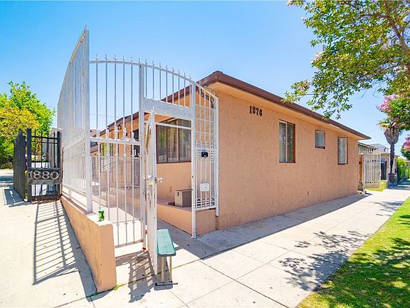 3rd image of 1876 Henderson Ave