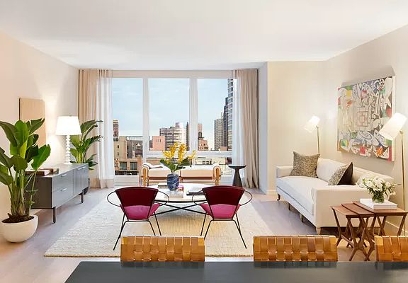 4th image of 152 E 87th St APT 8A