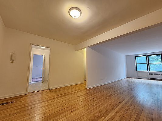 2nd image of 4475 Henry Hudson Pkwy APT 5E