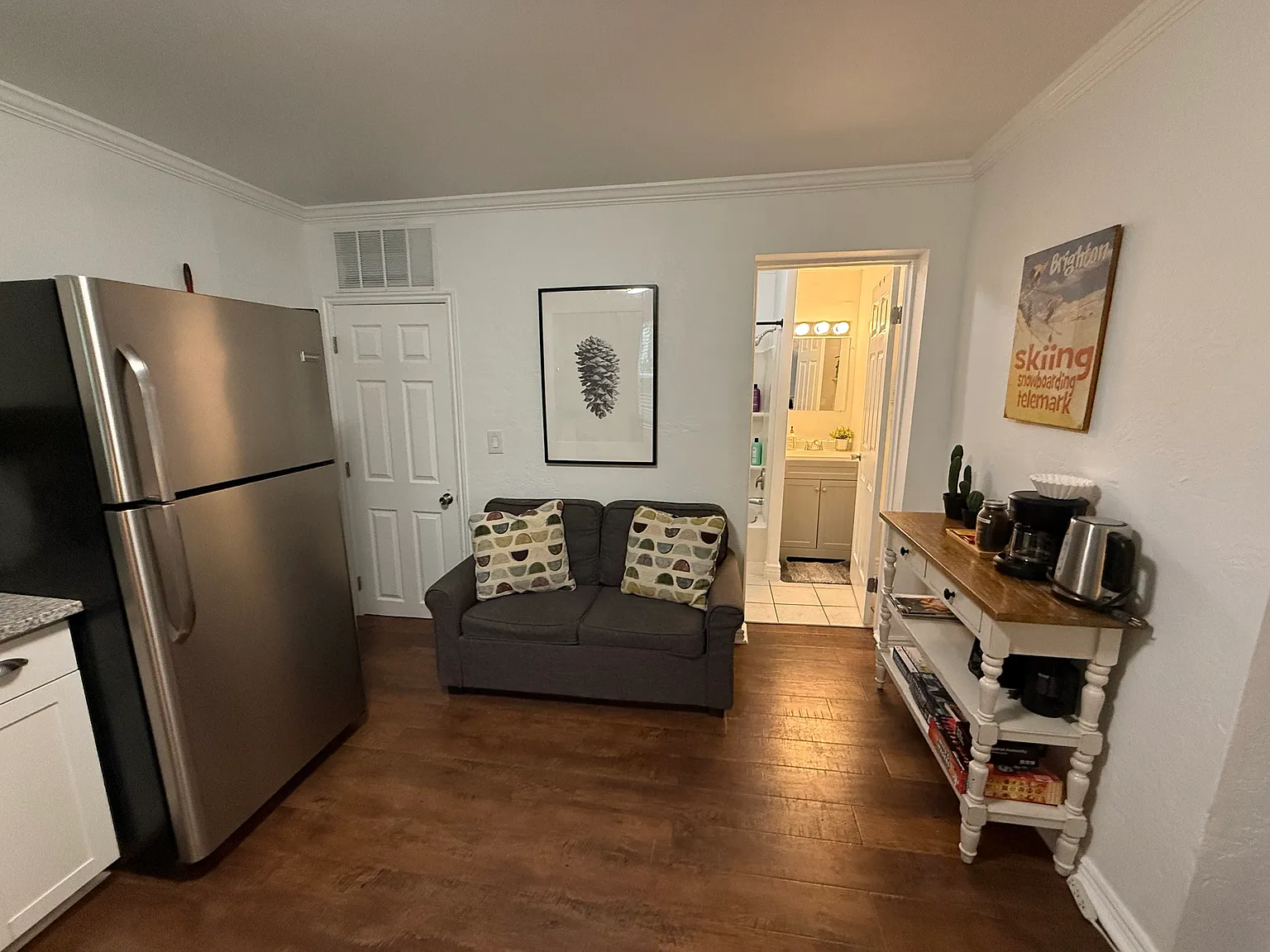 1 bed, 490 sqft, $1,300 — Photo 3