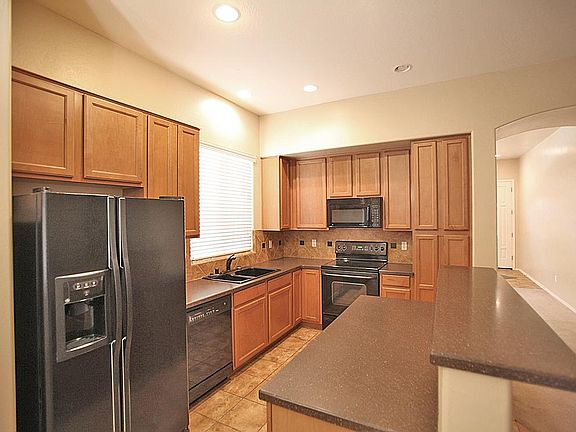 4th image of 8331 W Maya Dr