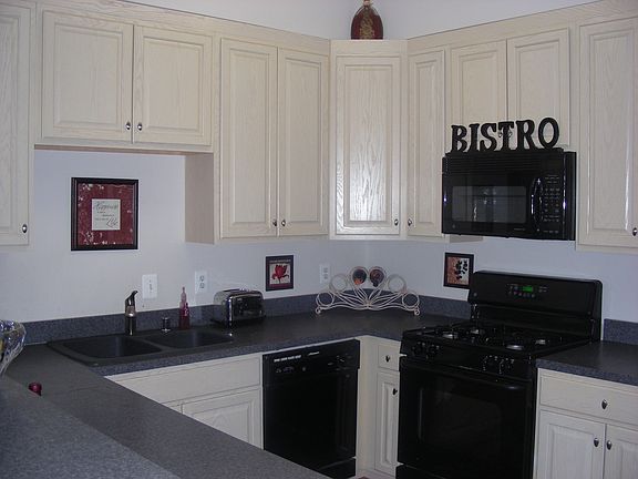 5th image of 13905 Hollow Wind Way #201