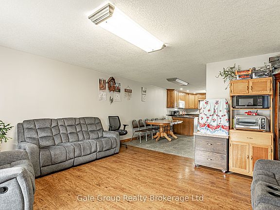 4th image of 6659 Plank Rd