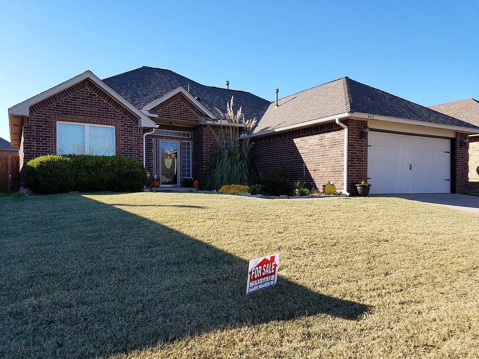 1st image of 4413 Mackenzie Dr
