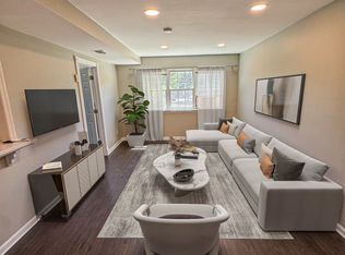 126 College Dr #14, Edison, NJ 08817