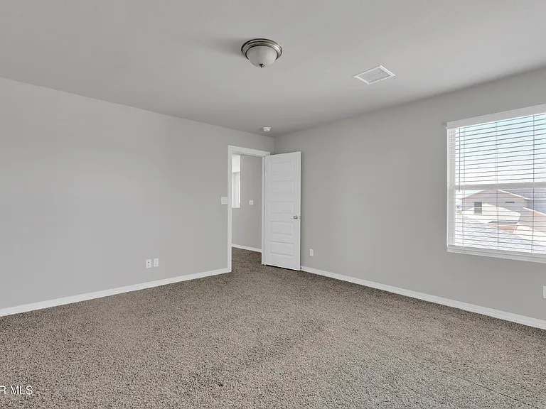 12260 Desert Wolf Ave — Photo 36