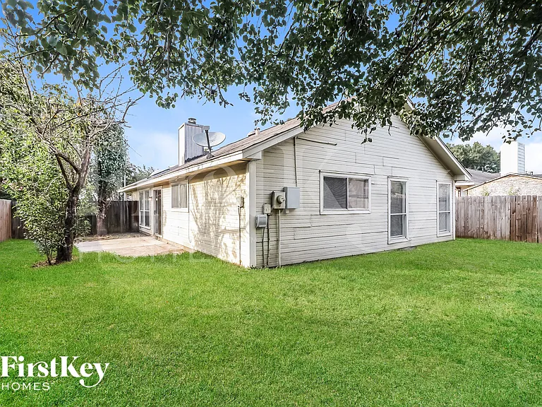 6426 New World Dr — Photo 18