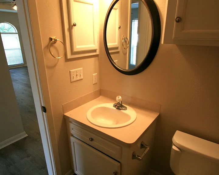 901 Camellia Ct #A-B — Photo 10
