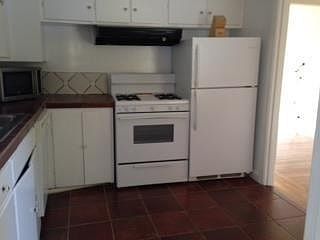 4th image of 6001 N Arlington Blvd