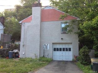 228 Valley Pl, Mamaroneck, NY 10543