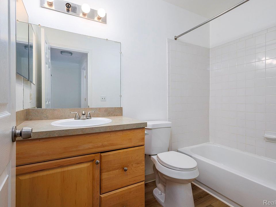 33621 Pondview Cir #99, photo 5