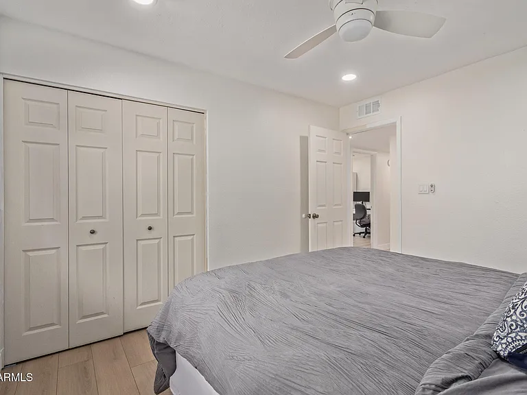 1347 W Lobo Ave — Photo 21