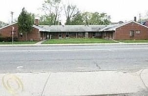 12927 PLYMOUTH - Photo - Exterior2