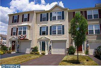 2nd image of 12 N Savanna Dr