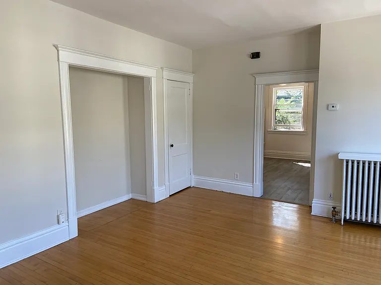 2400 Fremont Ave S #2 — Photo 9