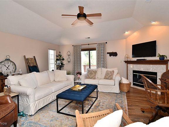 3rd image of 8595 Scenicview Dr #S205
