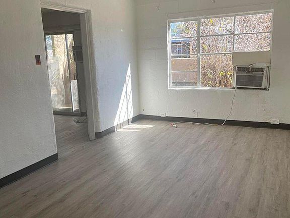 4th image of 330 N Saguaro Dr #24