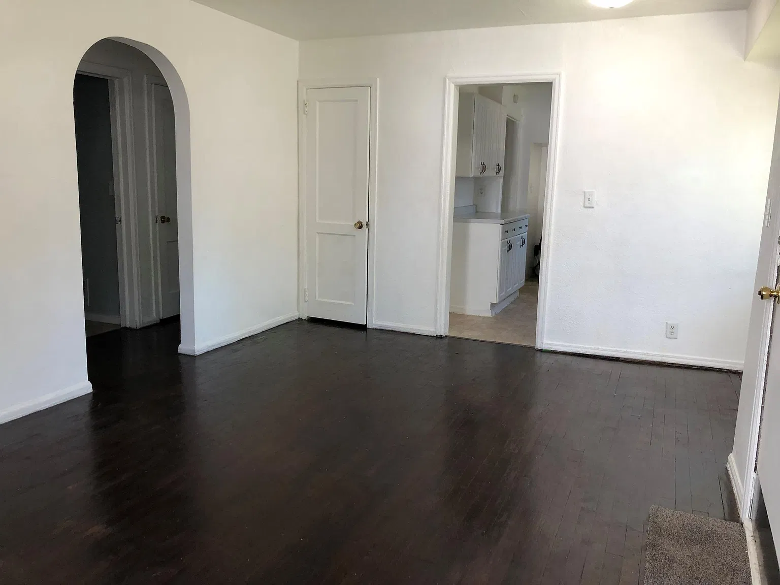 102 Pleasant Ave — Photo 4