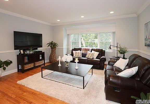 5th image of 32 Redan Dr