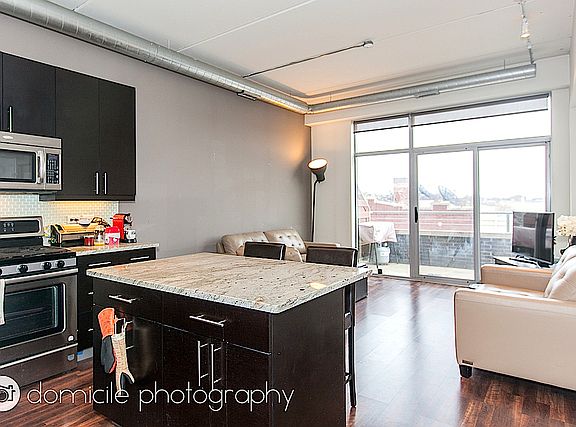 2nd image of 3201 W Leland Ave APT 401