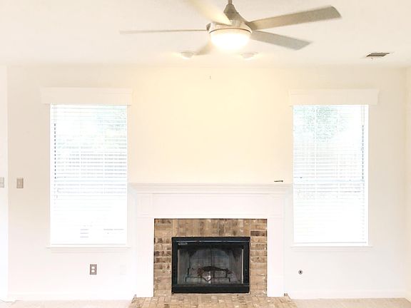 4th image of 318 Knoll Forest Dr