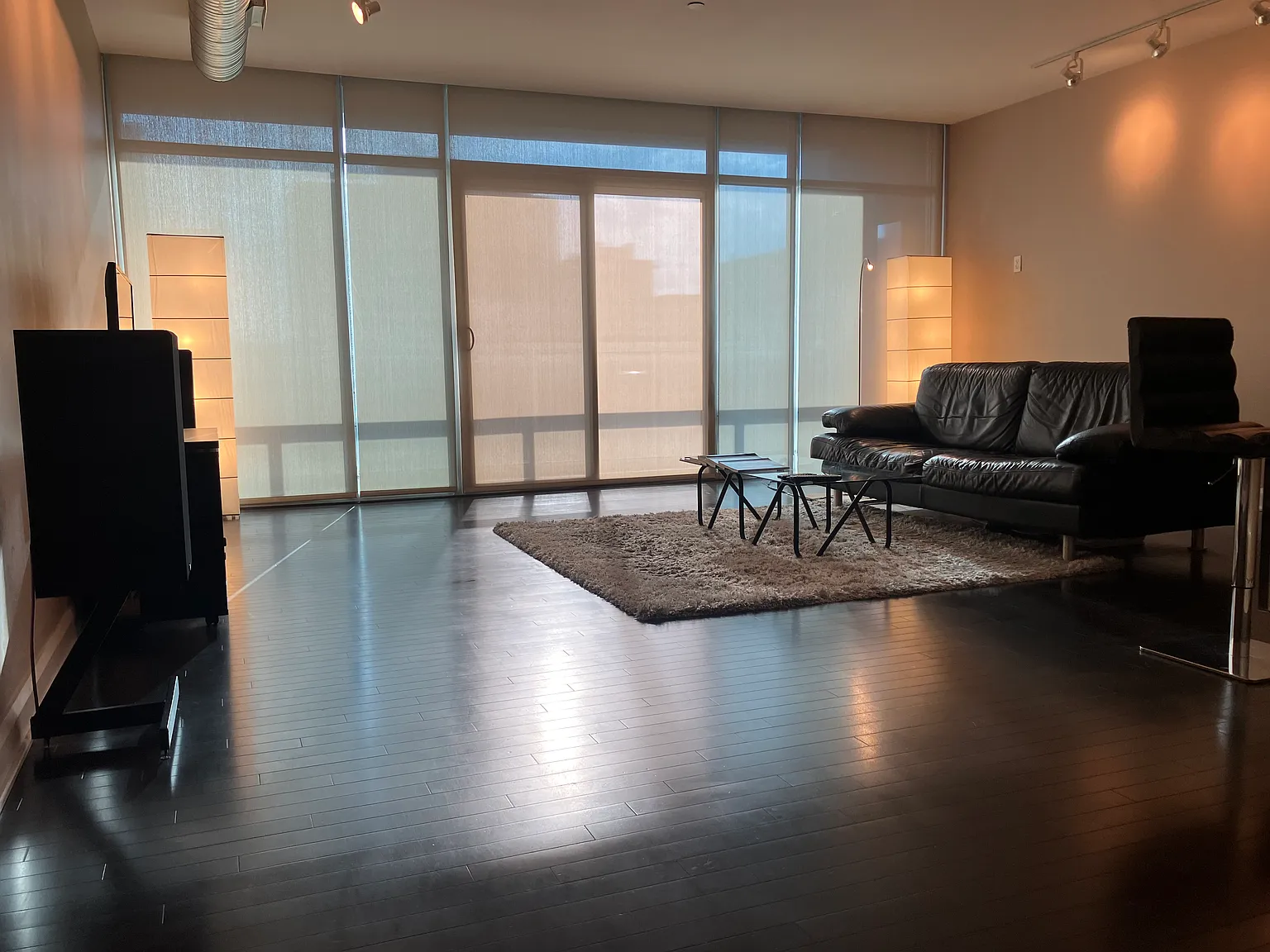 2 bed, 1257 sqft, $3,099 — Photo 3