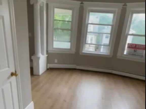 5th image of 45 Columbia Ave