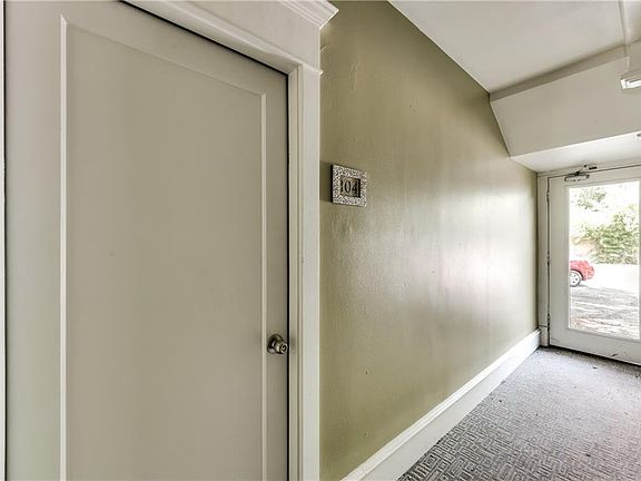 3rd image of 5837 Velasco Ave APT 104