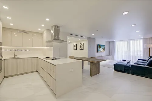 600 Three Islands Blvd #403 Photo 1