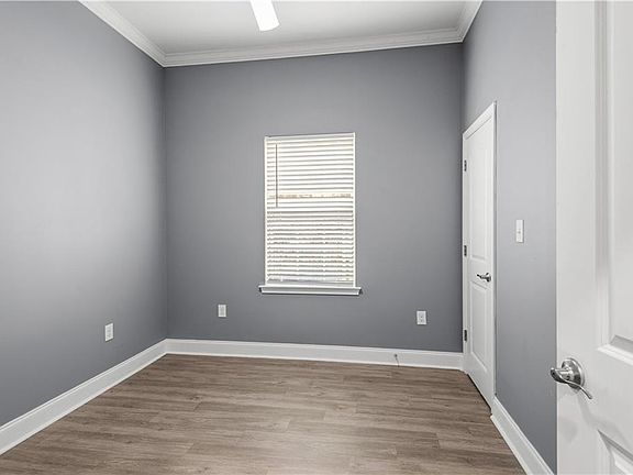 5th image of 9025-27 Olive St