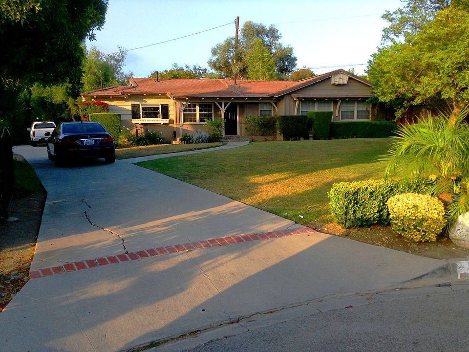 1st image of 1547 E Portner St
