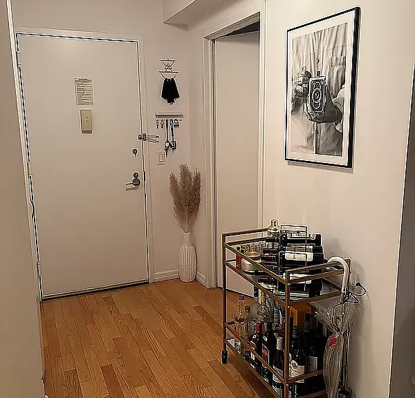 438 W 37th St #13B — Photo 2