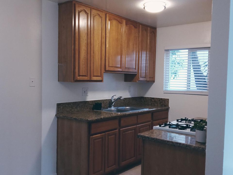1st image of 7322 21st St APT 11